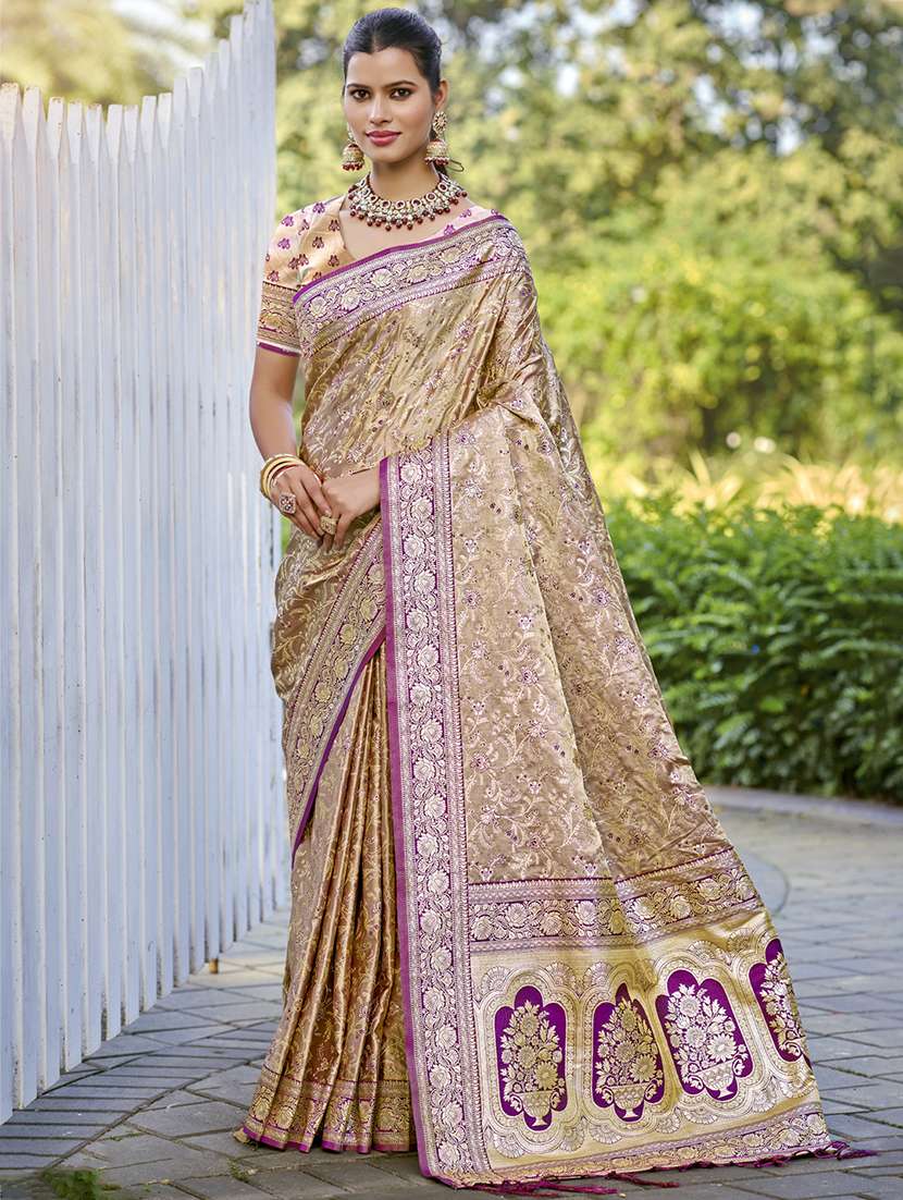 women self design banarasi saree with blouse