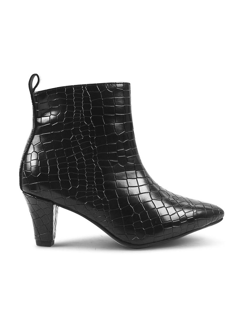 women black textured ankle boots - 21698004 - Standard Image - 3