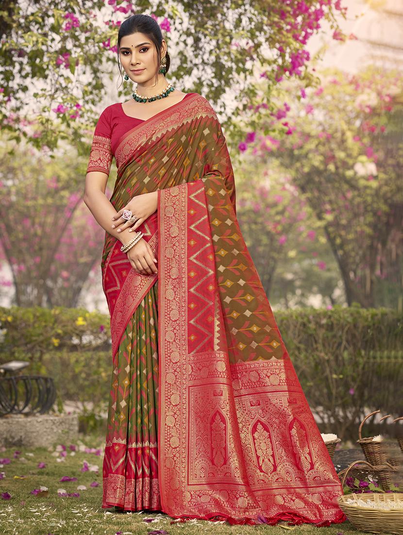 women self design banarasi saree with blouse - 21698302 - Zoom Image - 0