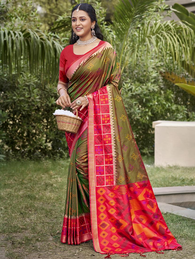 women self design banarasi saree with blouse - 21698325 - Zoom Image - 0