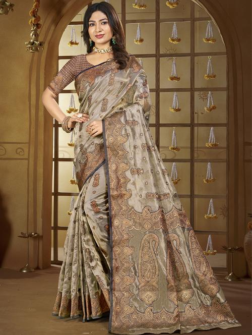 women self design banarasi saree with blouse - 21698384 -  Standard Image - 0