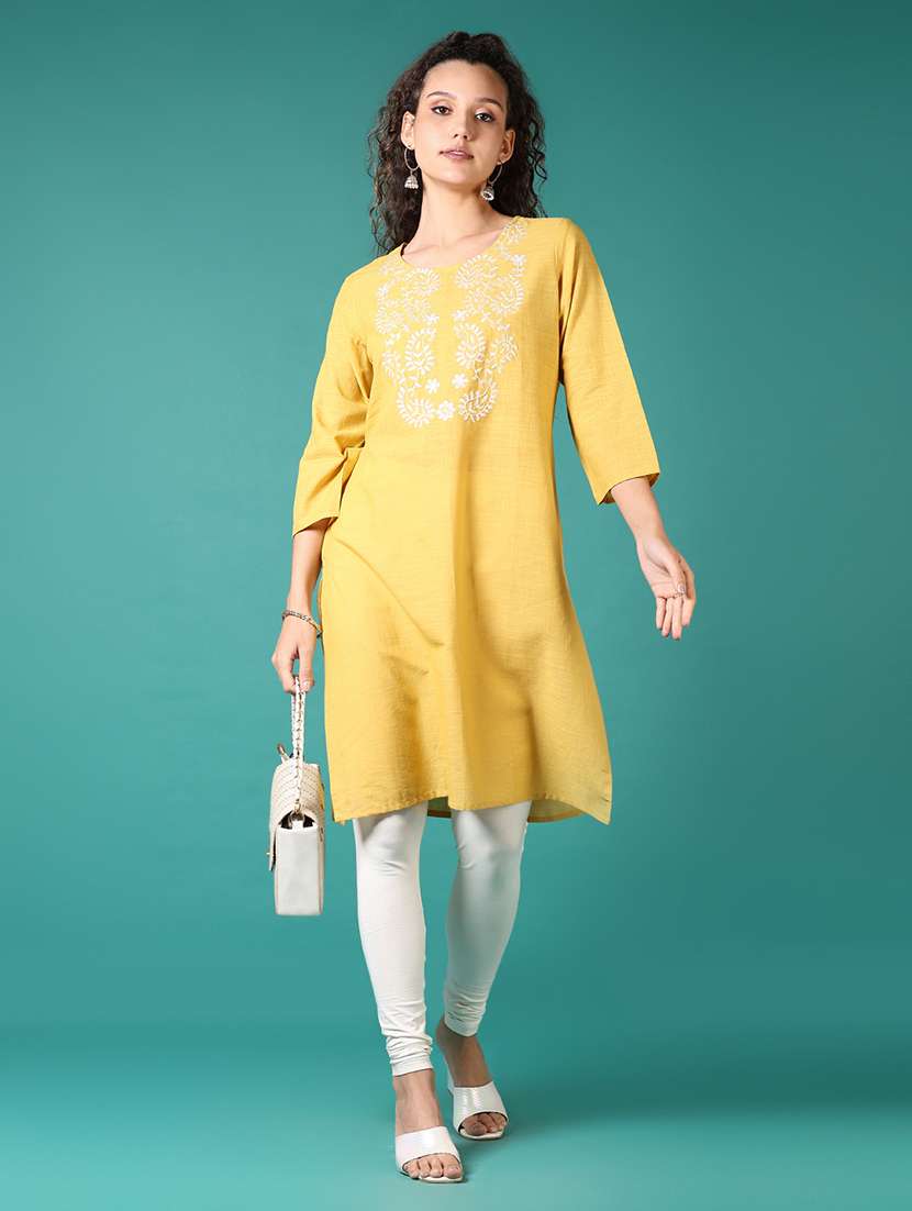 women embroidered three quarter sleeve straight kurta - 21698900 -  Zoom Image - 0