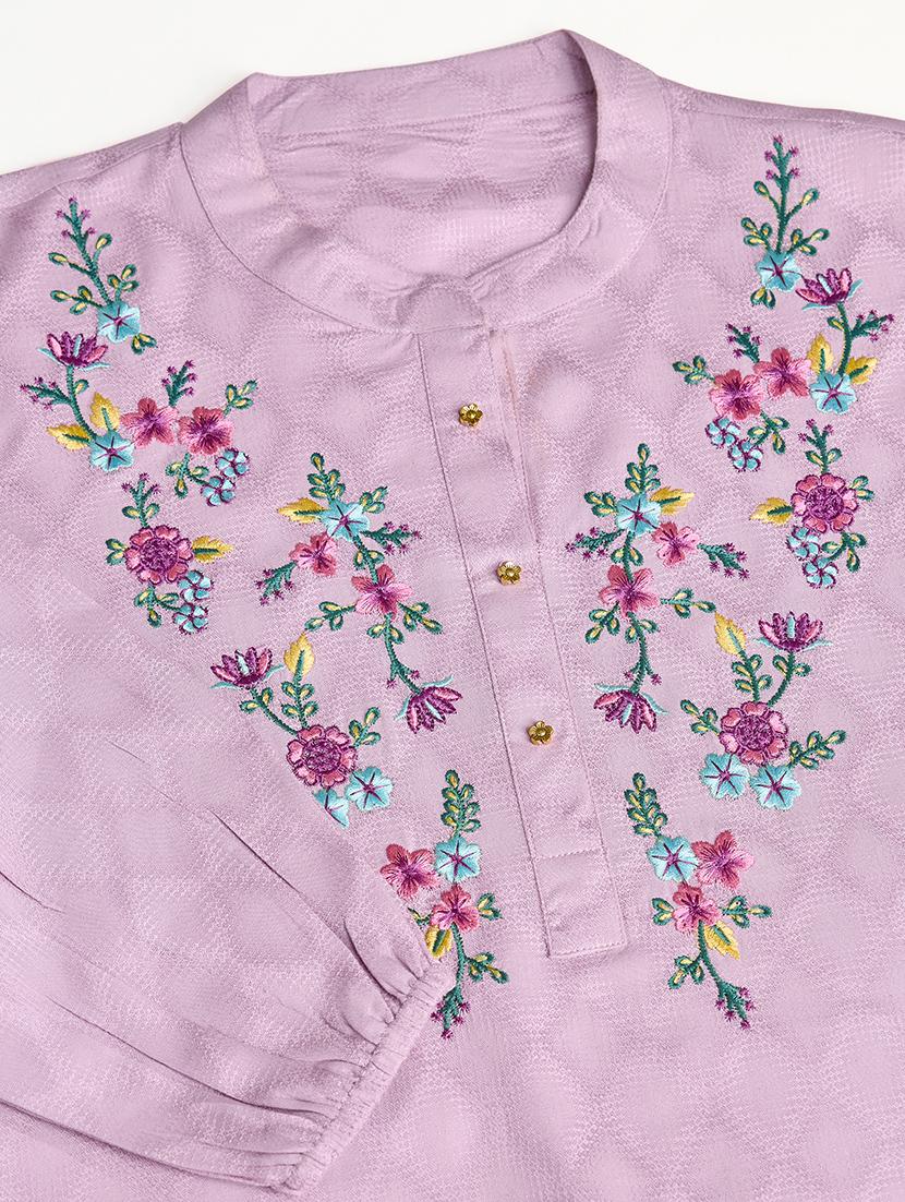 women embroidered three quarter sleeves a-line top - 21699003 - Standard Image - 5