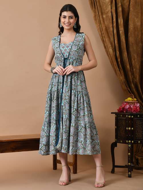 women light blue sleeveless tiered ethnic dress