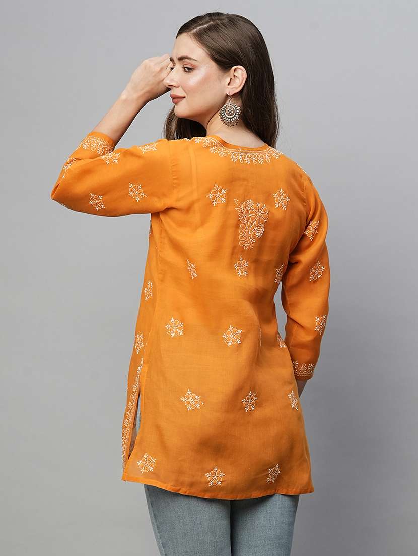 women notch neck chikankari work straight kurti - 21699223 -  Standard Image - 3