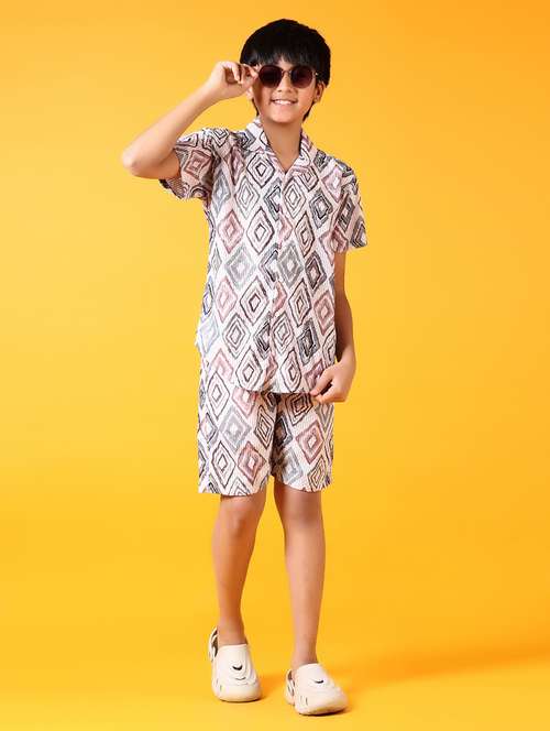 boys printed short sleeve co-ords set - 21699630 - Standard Image - 0