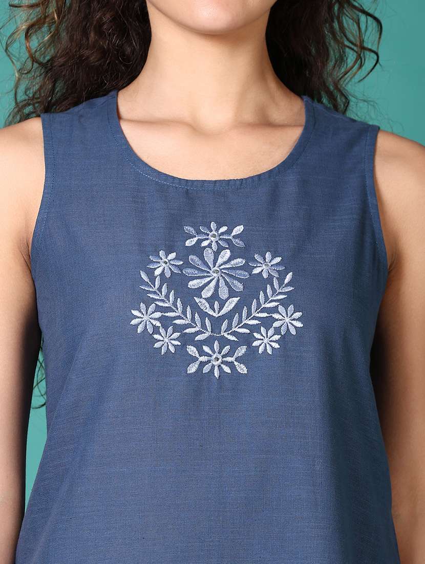 women embroidered sleeveless straight kurta - 21699971 - Standard Image - 5