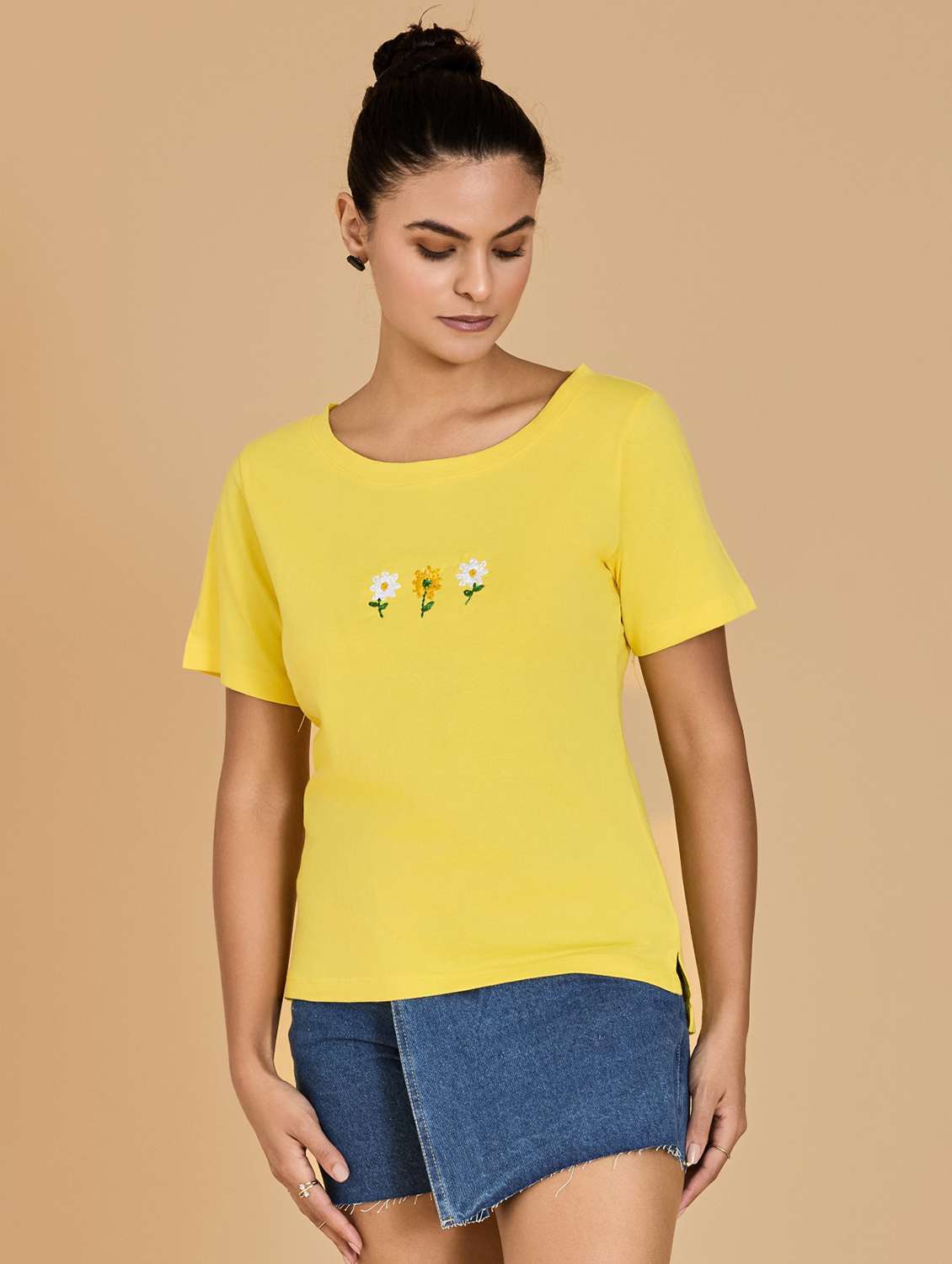 women solid with work short sleeve t-shirt - 21700064 - Zoom Image - 0
