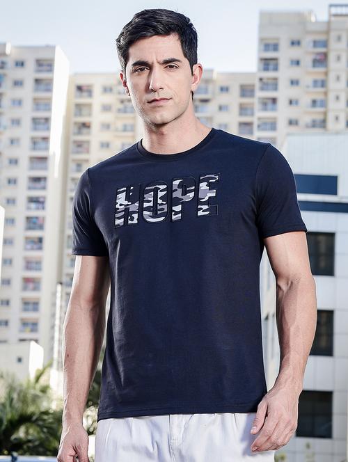 men chest print round neck t-shirt - 21700115 - Standard Image - 0