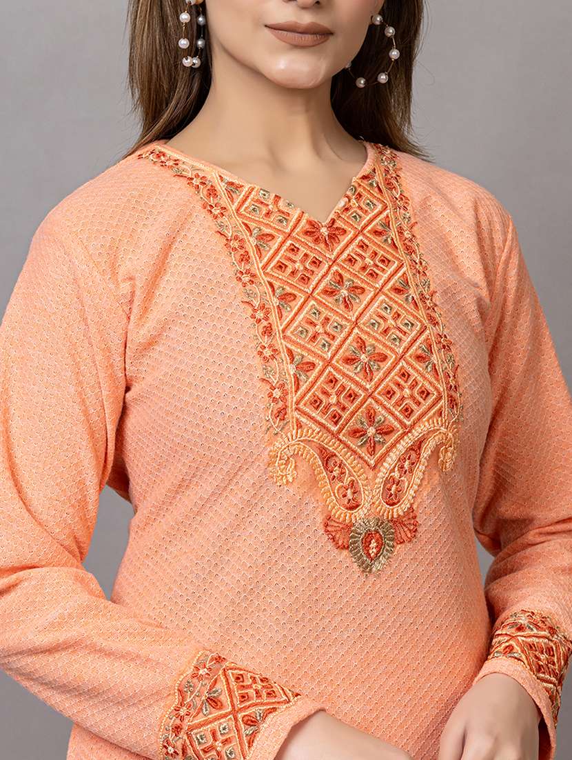 women embroidered v neck suit set - 21703808 -  Standard Image - 5
