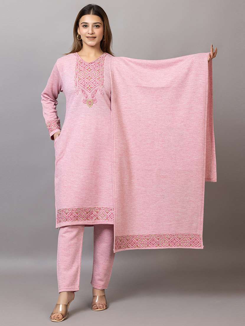 women embroidered v neck suit set