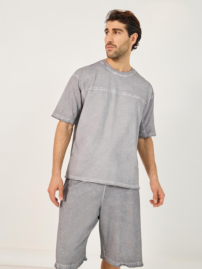 men solid t-shirt & shorts co-ord set - 21703936 - Zoom Image - 0