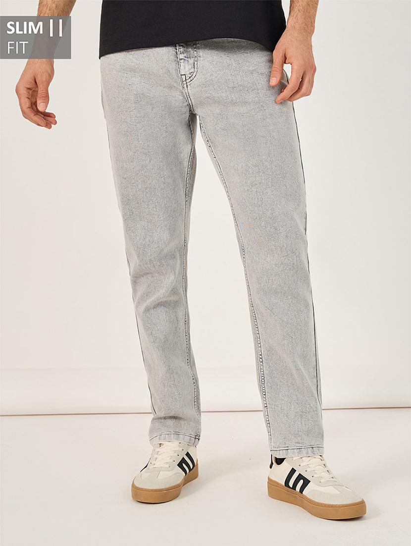men mid rise plain slim fit jeans