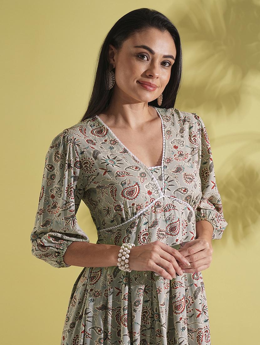 globus women grey v-neck puff sleeves paisley print lace insert pleated a-line fusion dress - 21704492 - Standard Image - 3