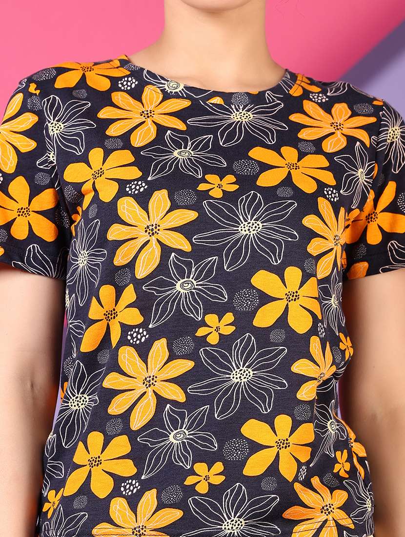 women printed short sleeve t-shirt - 21704923 -  Standard Image - 3