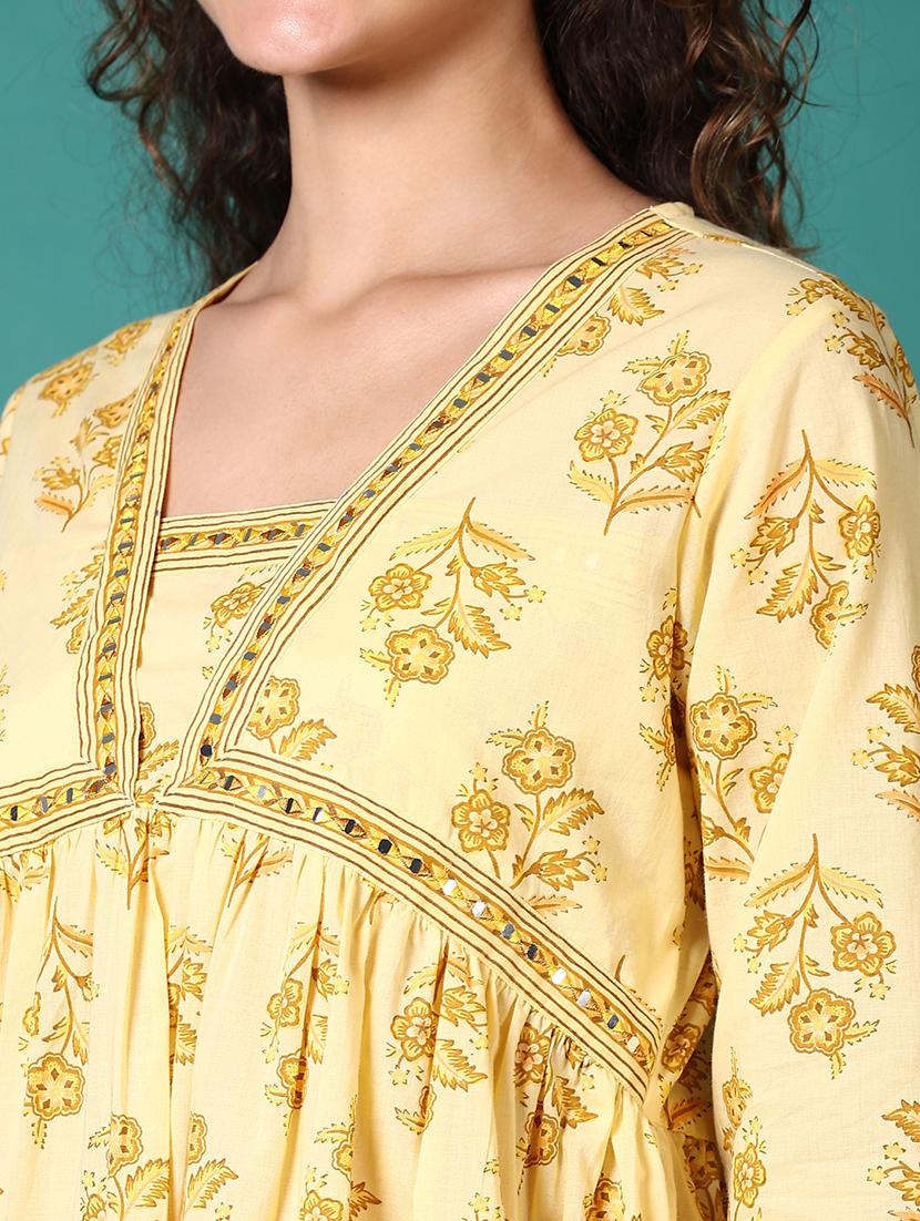 women floral printed three quarter sleeve a-line kurta - 21705610 - Standard Image - 3