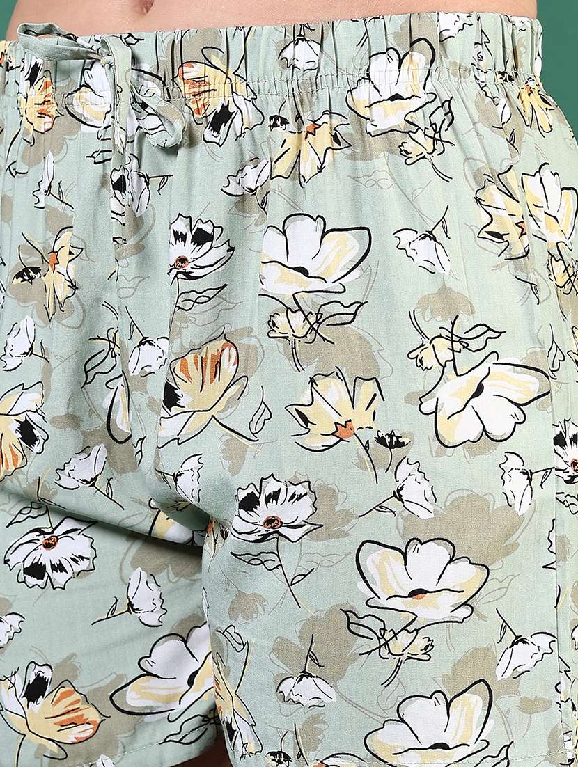 women printed mid rise regular fit short - 21705731 -  Standard Image - 5