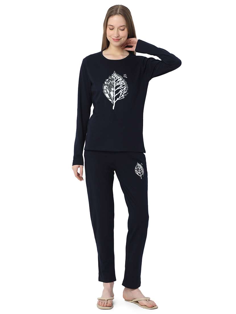 women chest print pyjama nightwear set - 21706233 -  Zoom Image - 0