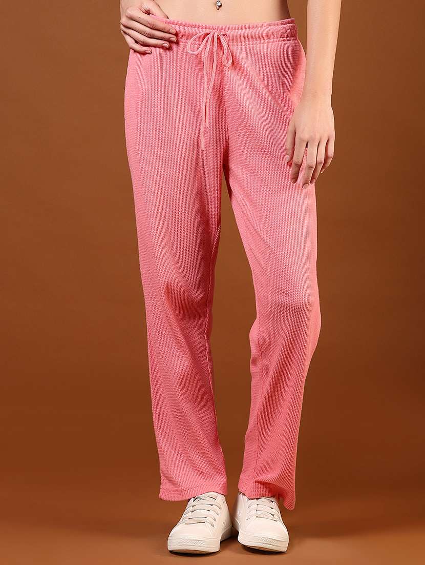 women solid mid rise track pant