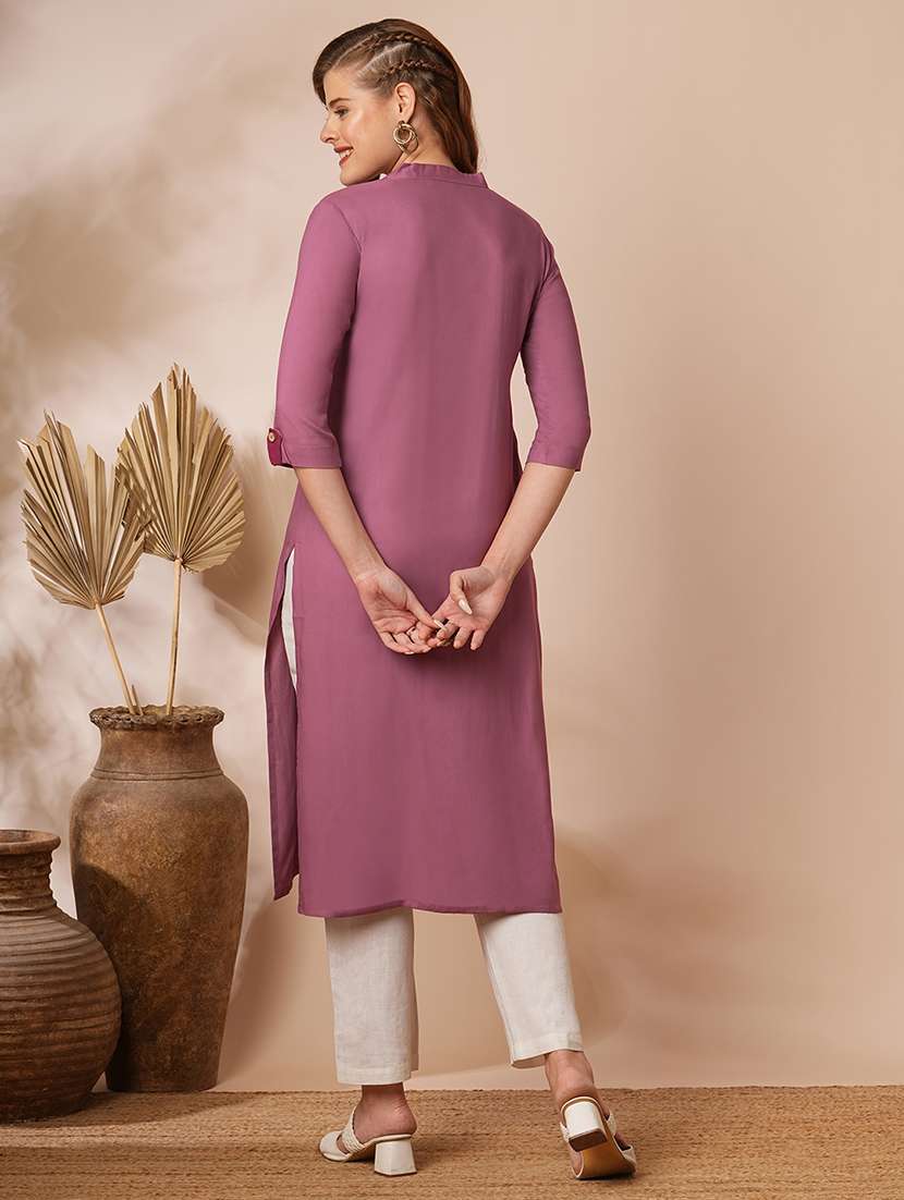 women solid three quarter sleeve straight kurta - 21707203 - Standard Image - 3