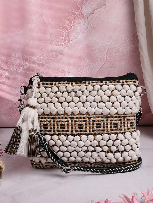 women black geometric sling bag - 21707568 -  Standard Image - 0