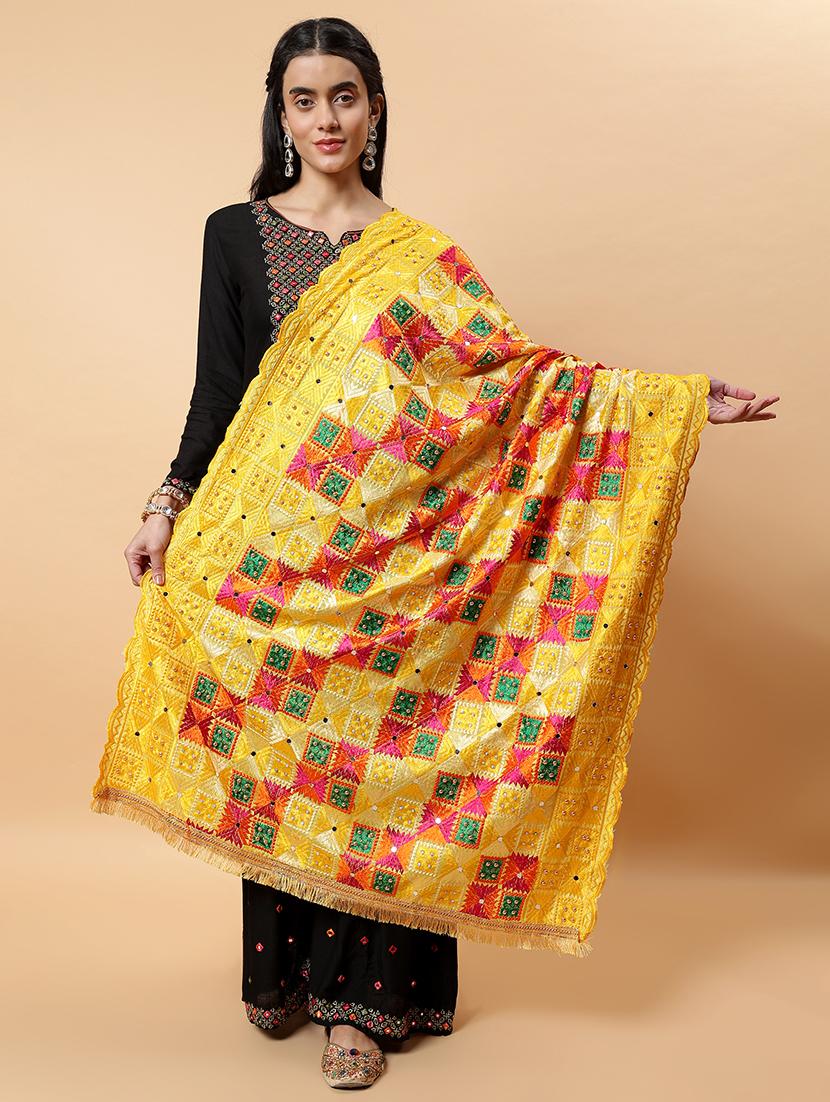 women phulkari dupatta with mirror work - 21707679 -  Zoom Image - 0
