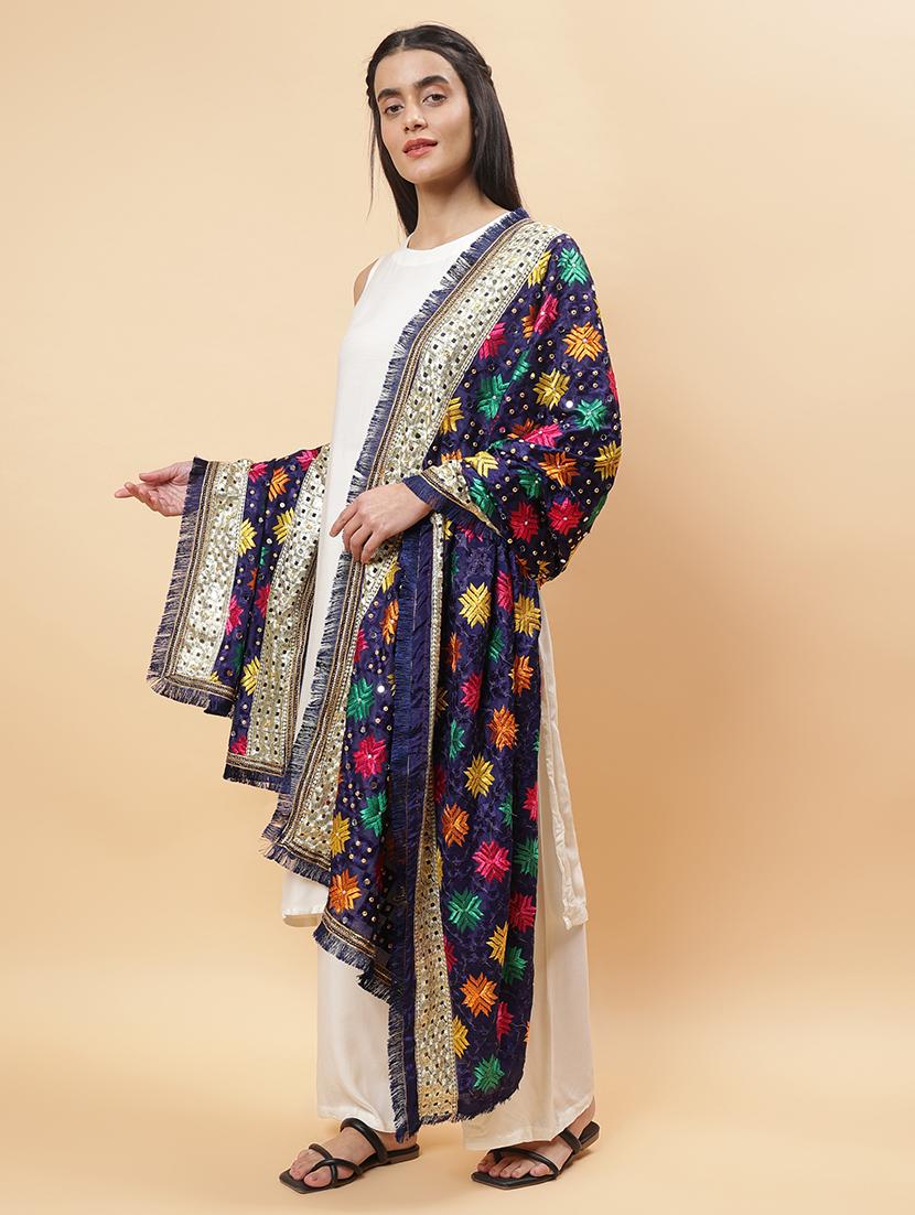 women phulkari dupatta with mirror work - 21707687 - Standard Image - 3
