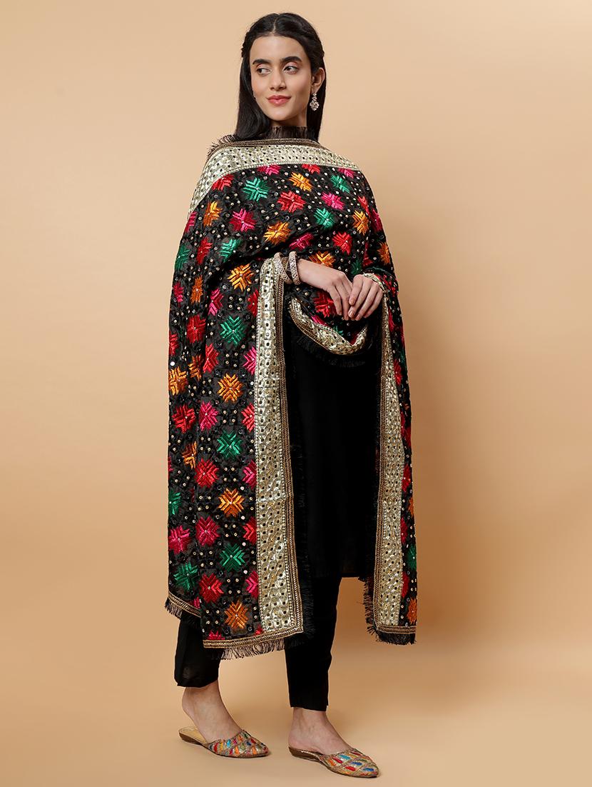 women phulkari dupatta with mirror work - 21707689 - Standard Image - 3