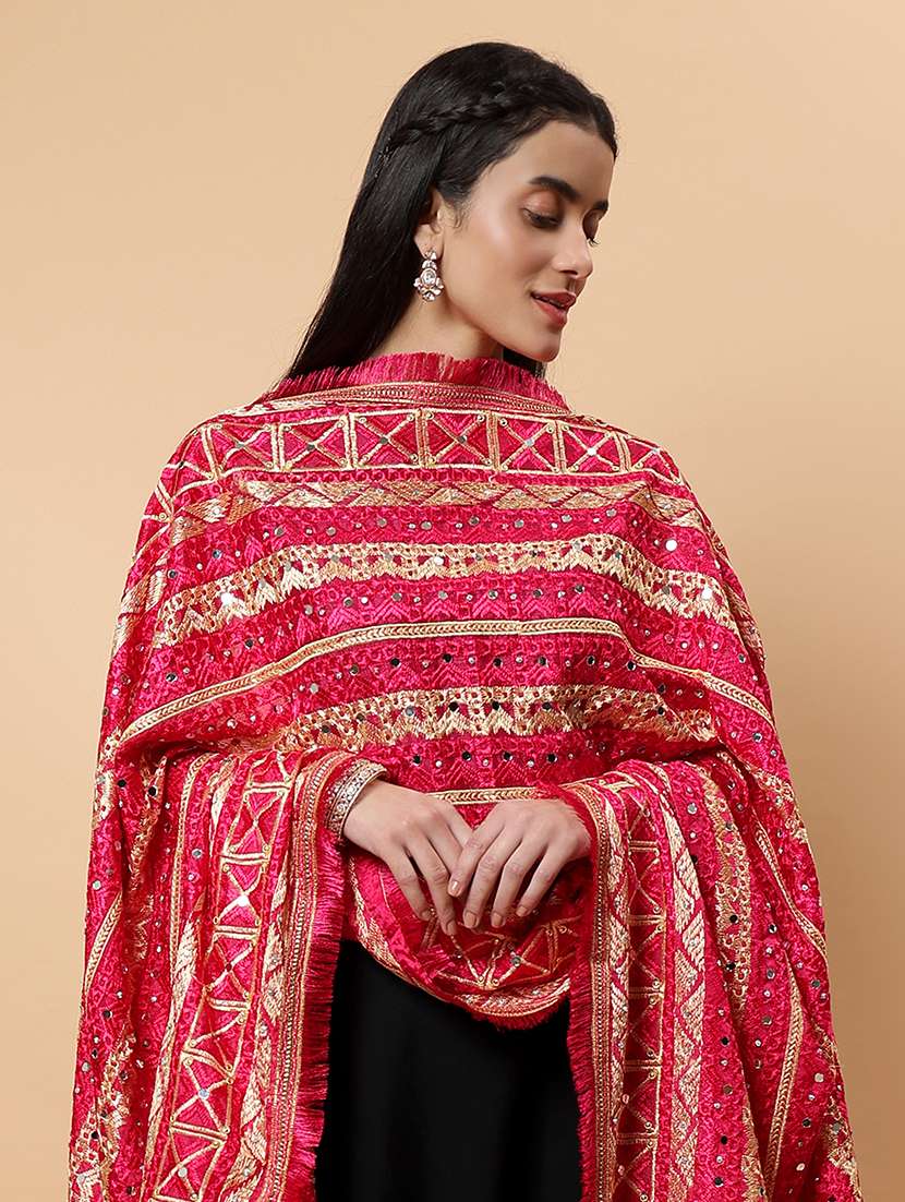 women phulkari dupatta with mirror work - 21707704 -  Standard Image - 5