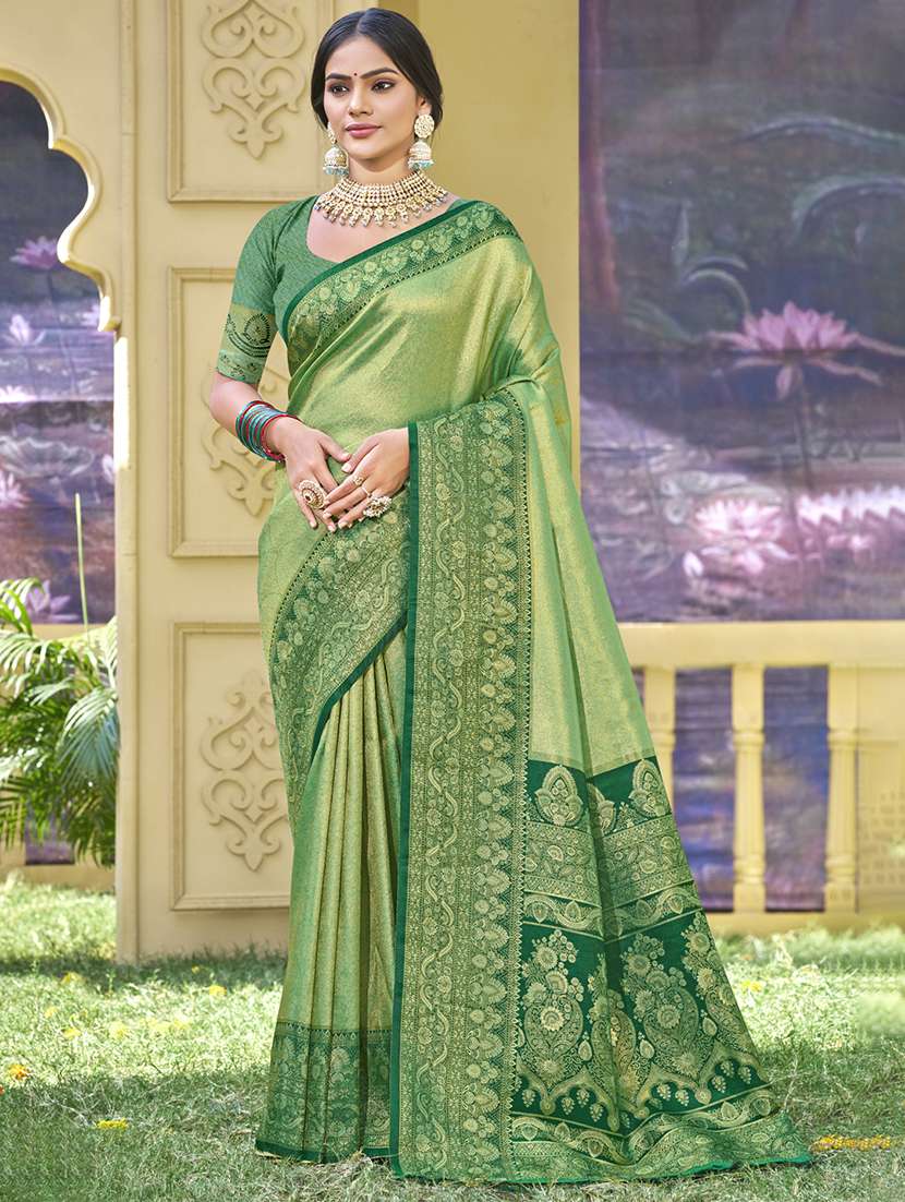 women self design banarasi saree with blouse