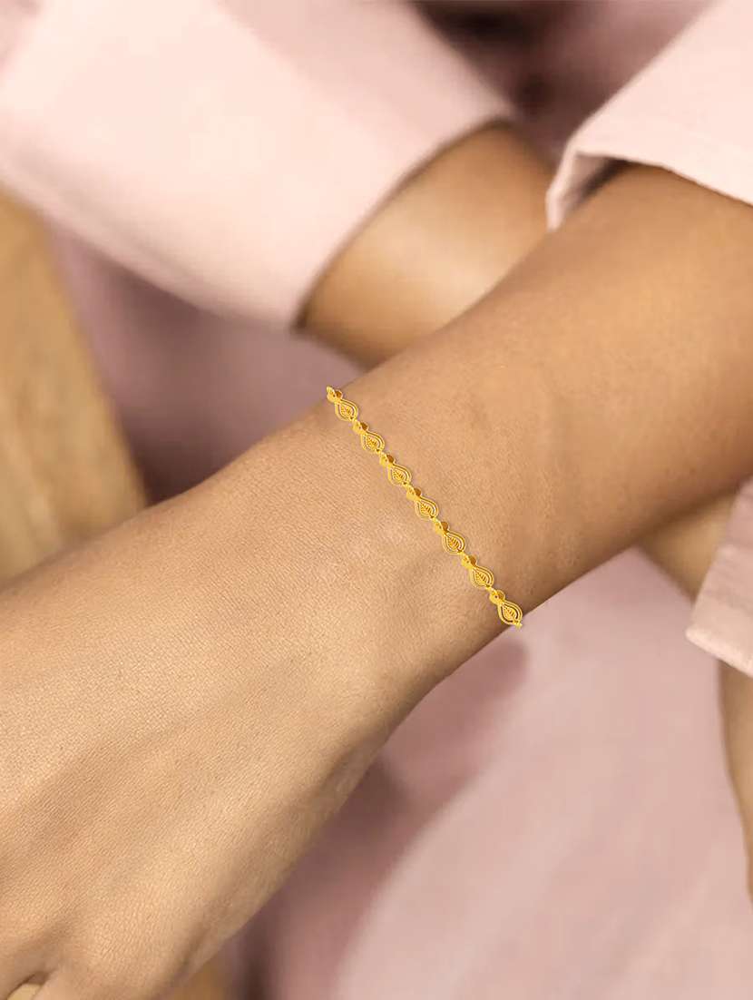 women gold plated links bracelet - 21709027 -  Standard Image - 5