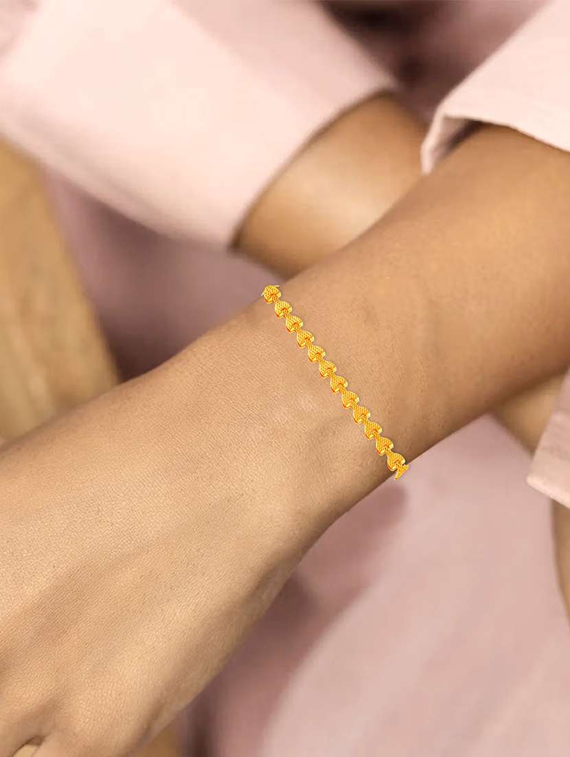 women gold plated links bracelet - 21709134 -  Standard Image - 5