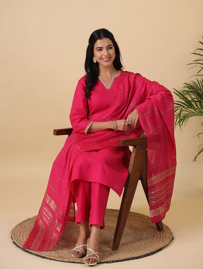 women three quarter sleeve kurta pant with dupatta set - 21709490 - Standard Image - 3