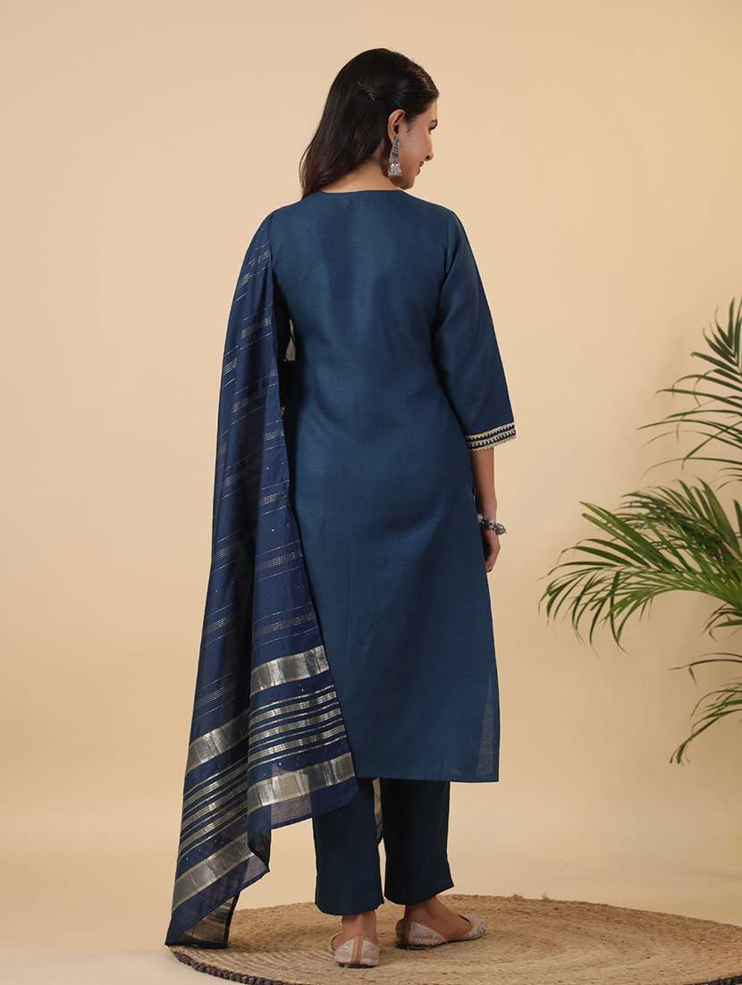 women three quarter sleeve kurta pant with dupatta set - 21709491 - Standard Image - 3