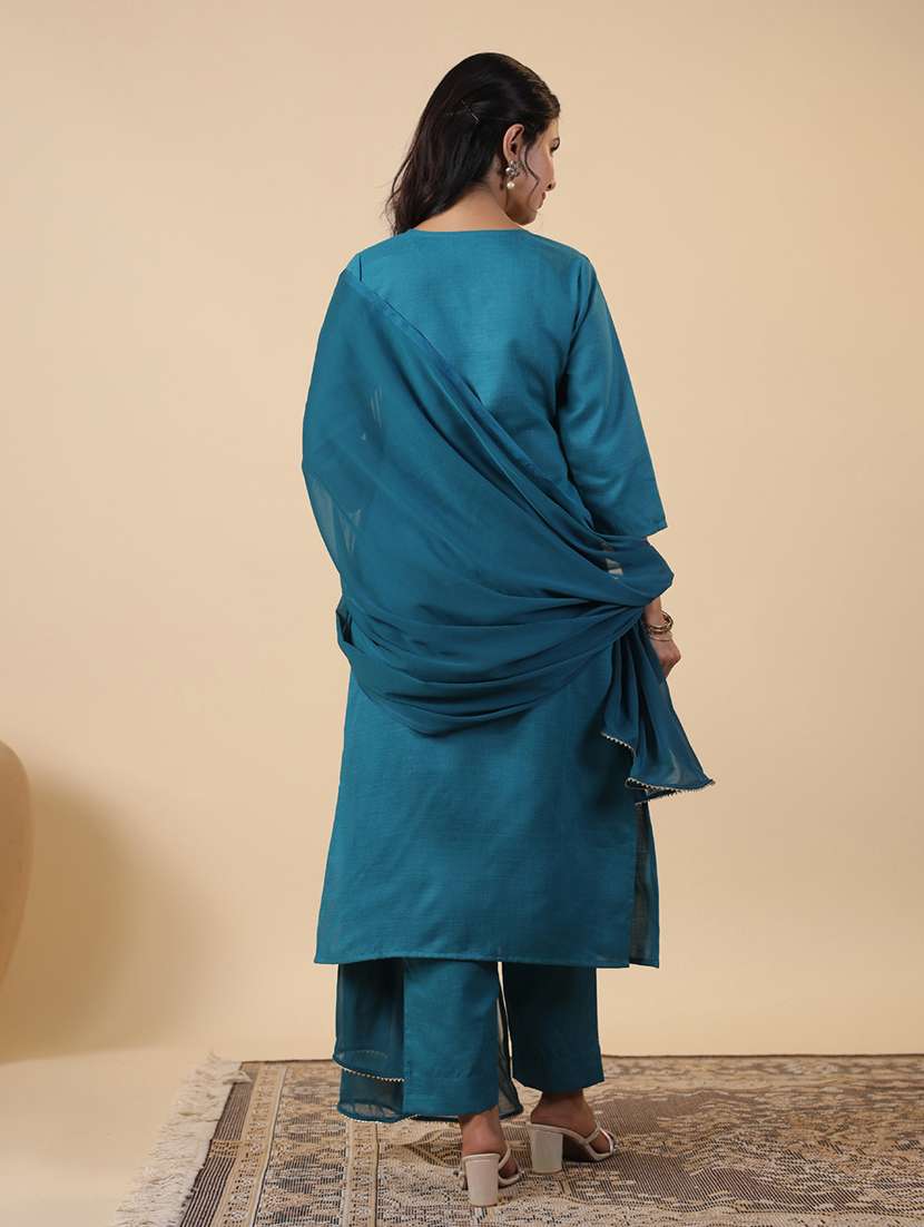 women three quarter sleeve kurta pant with dupatta set - 21709504 -  Standard Image - 3