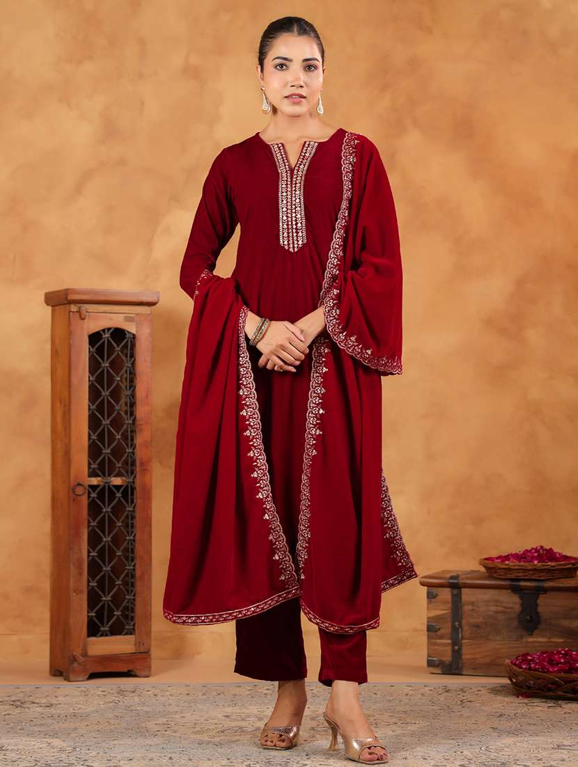 women three quarter sleeve kurta pant with dupatta set