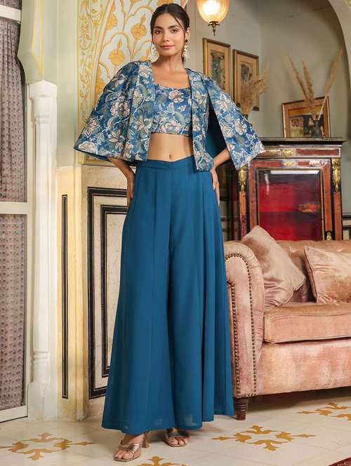 women floral print cape sleeves fusion set - 21709511 -  Standard Image - 0