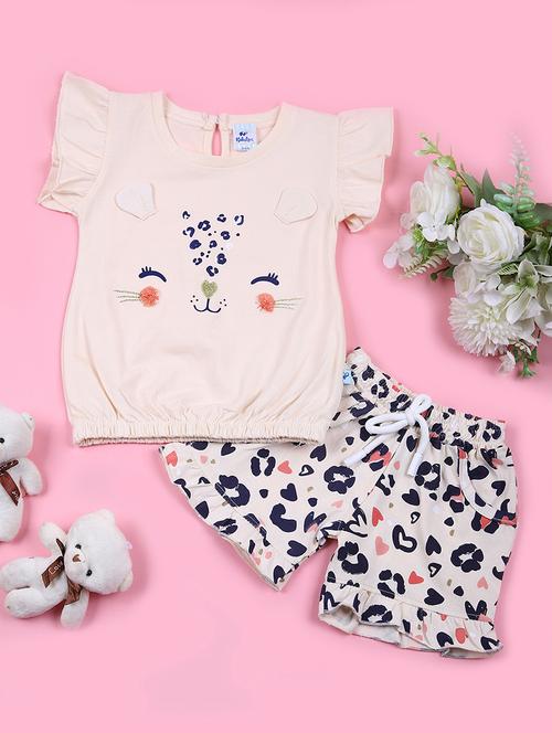 kids printed t-shirt & shorts set  - 21709594 -  Standard Image - 0