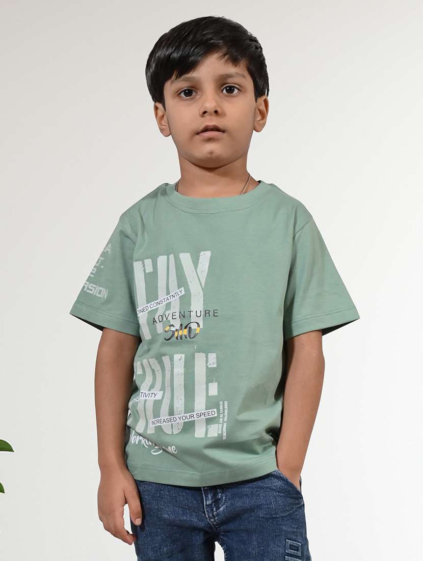 boys printed round neck t-shirt