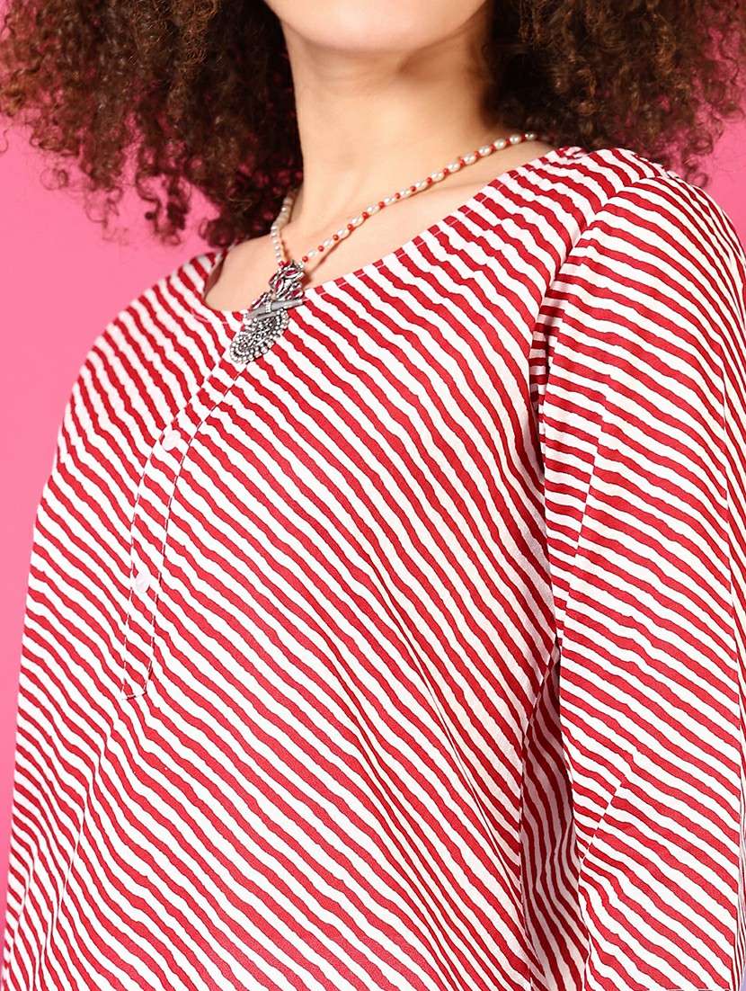 women striped three quarter sleeve straight kurta - 21711679 -  Standard Image - 5
