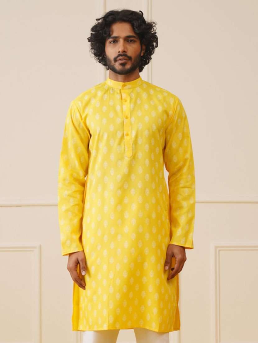 men printed kurta pyjama set
