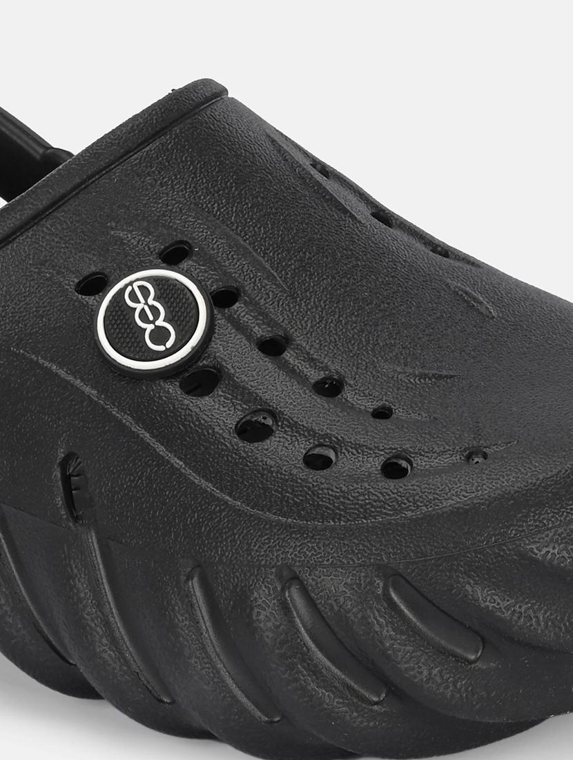 men solid ultra-comfort crocs - 21711962 - Standard Image - 5