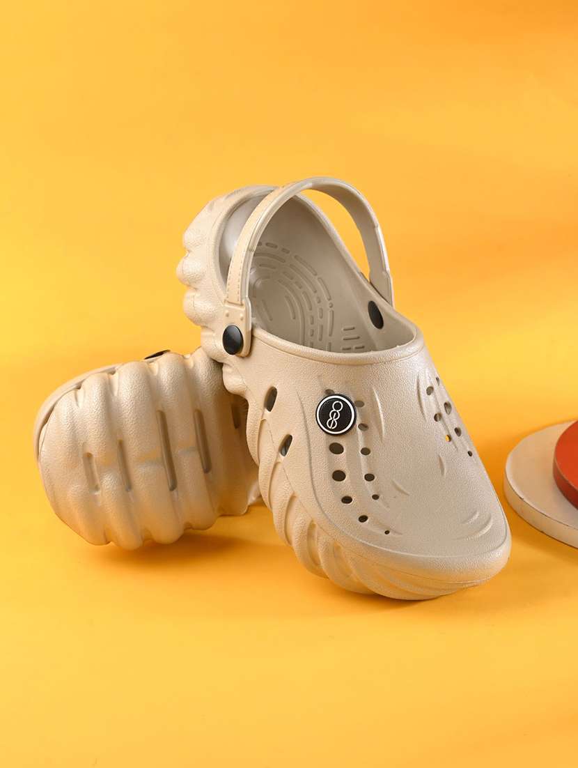 men solid ultra-comfort crocs