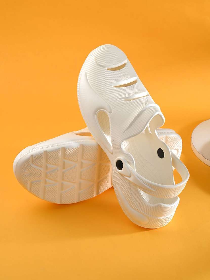 men solid ultra-comfort crocs