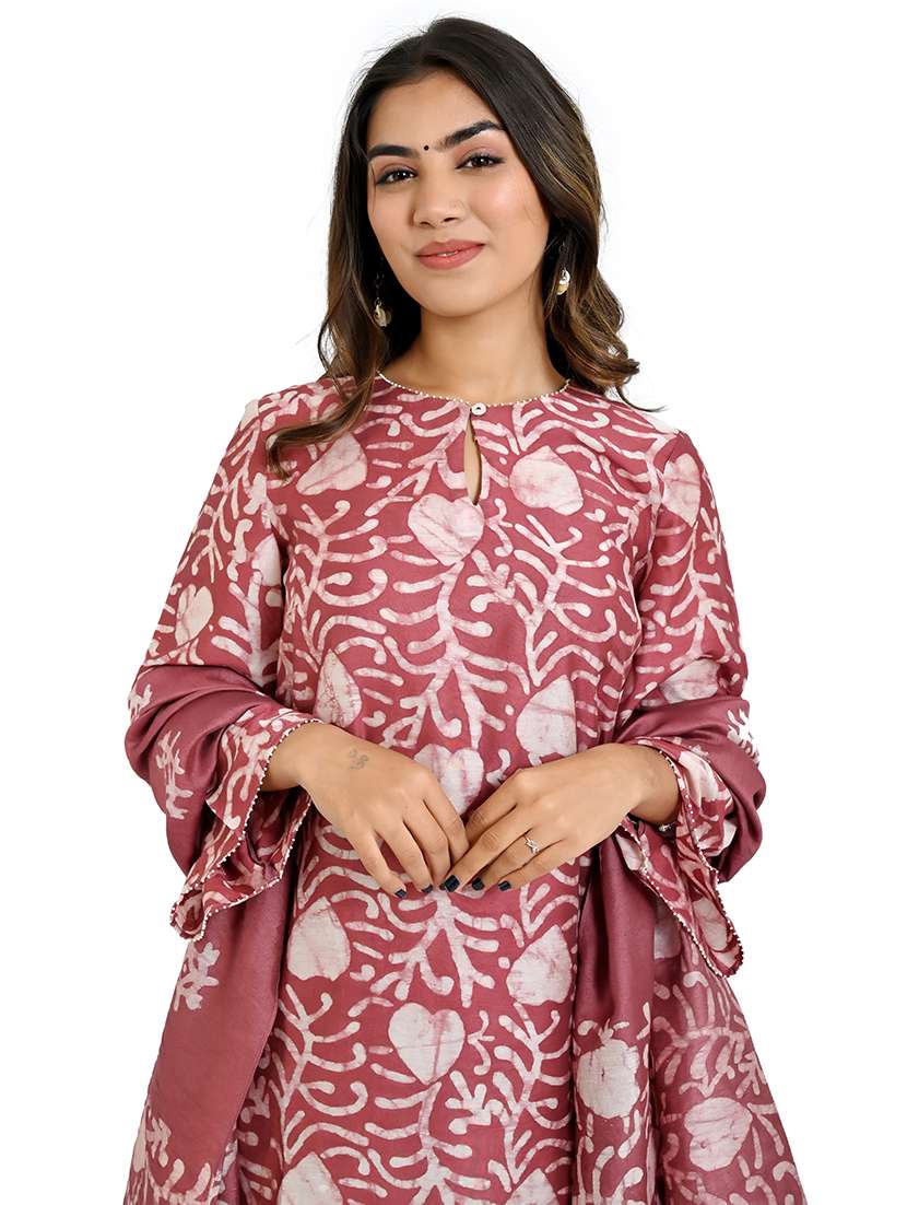 women three quarter sleeve kurta pant with dupatta set - 21712228 -  Standard Image - 3