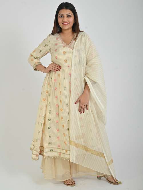 women three quarter sleeve kurta palazzo with dupatta set - 21712229 -  Standard Image - 0