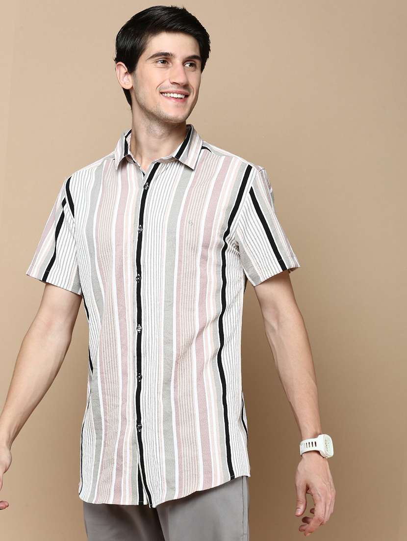 men striped short sleeve shirt - 21712356 -  Standard Image - 3