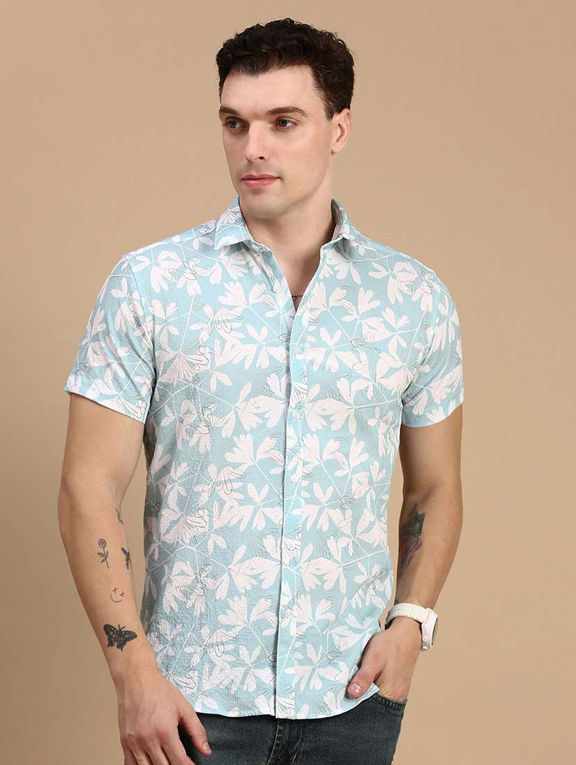 men printed collared casual shirt