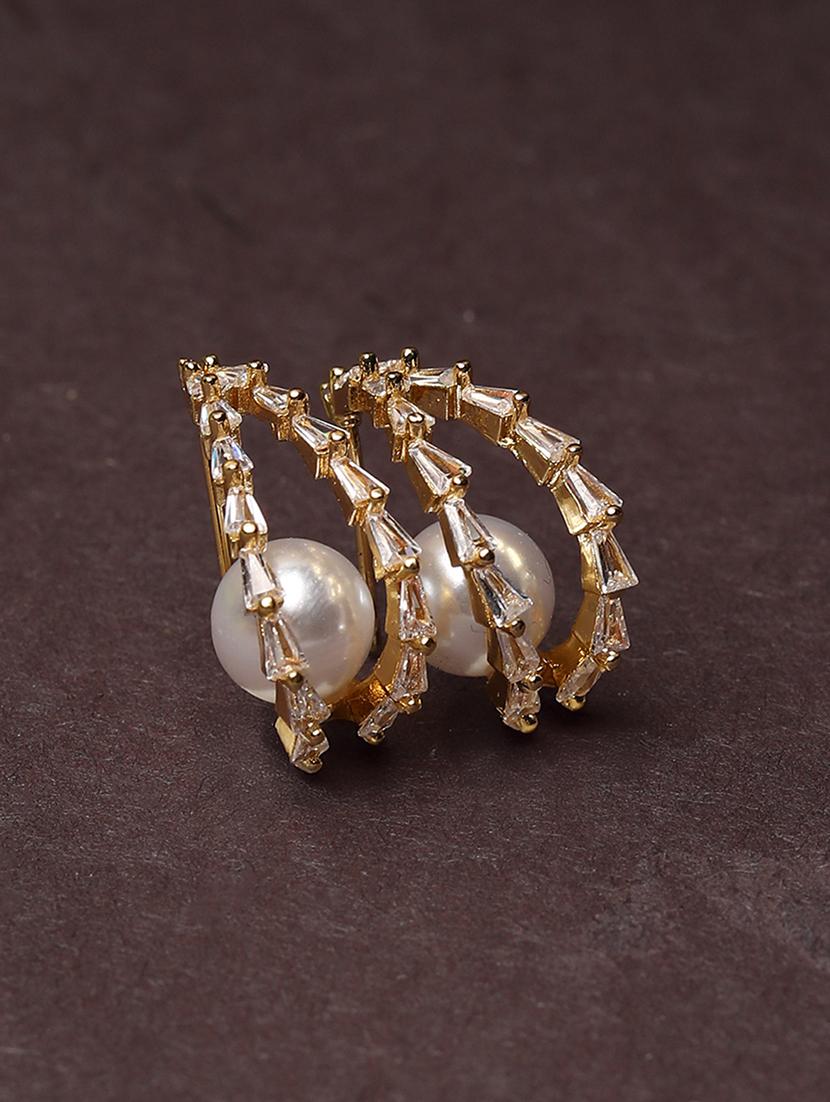 elegant pearl and stone studded earrings - 21713714 - Zoom Image - 0