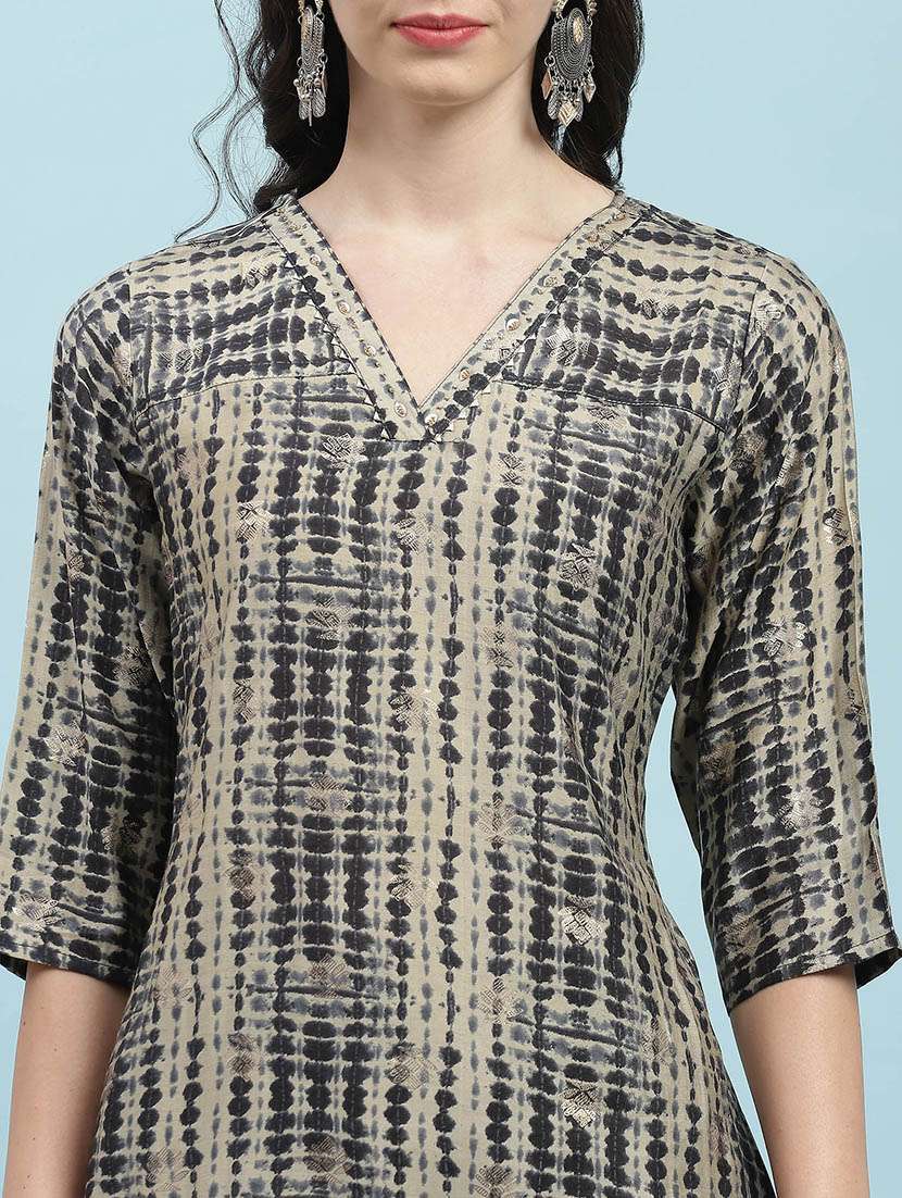 women printed three quarter sleeves straight kurta - 21714235 -  Standard Image - 5